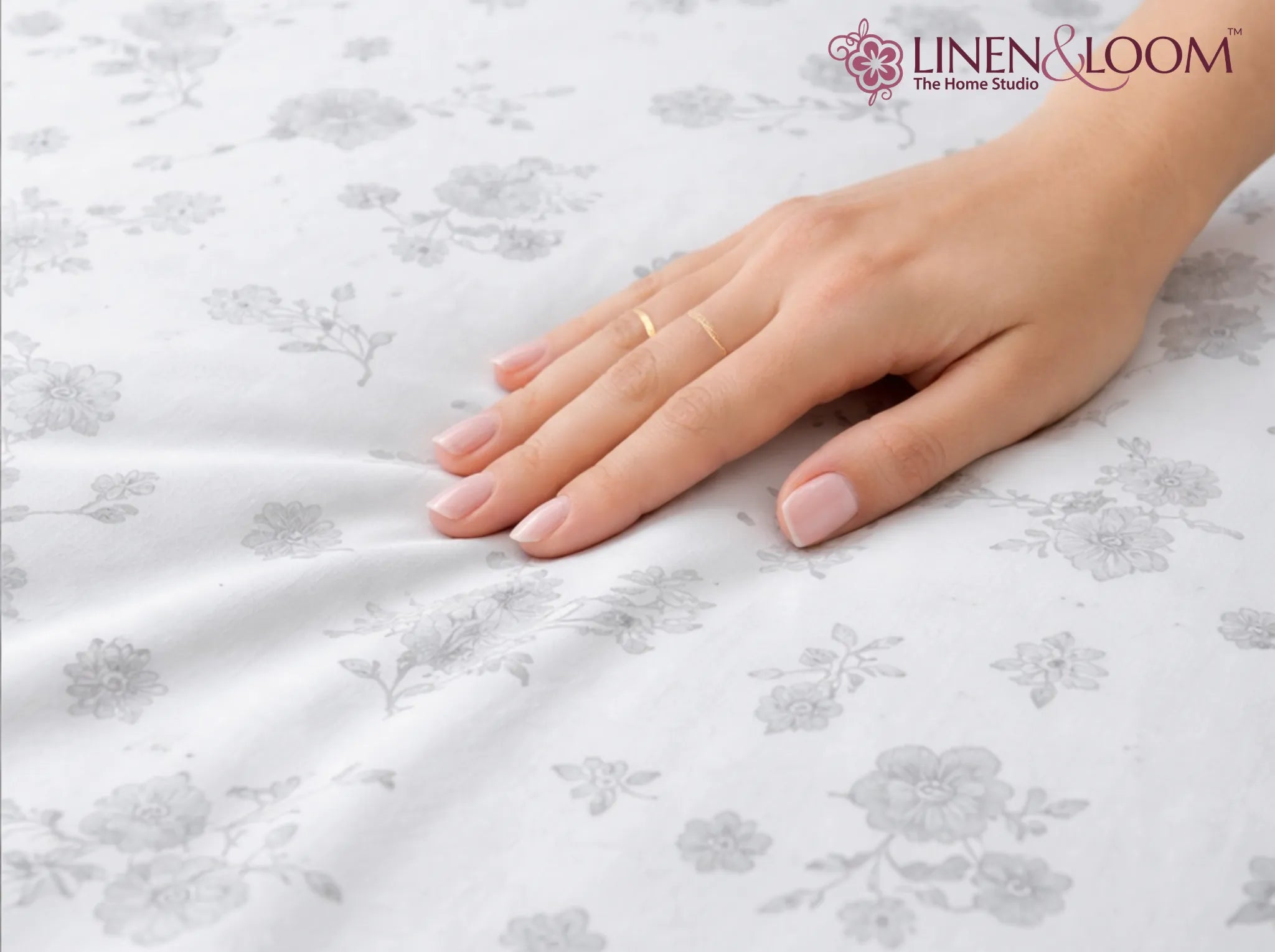 Arctic Bloom - Linen & Loom Serenity Series Super King Size (108x108 inches) Double Bedsheet with 2 Pillow Covers || Soft Breathable Cotton Feel Bedding Set with Elegant Geometric Design || TC 240