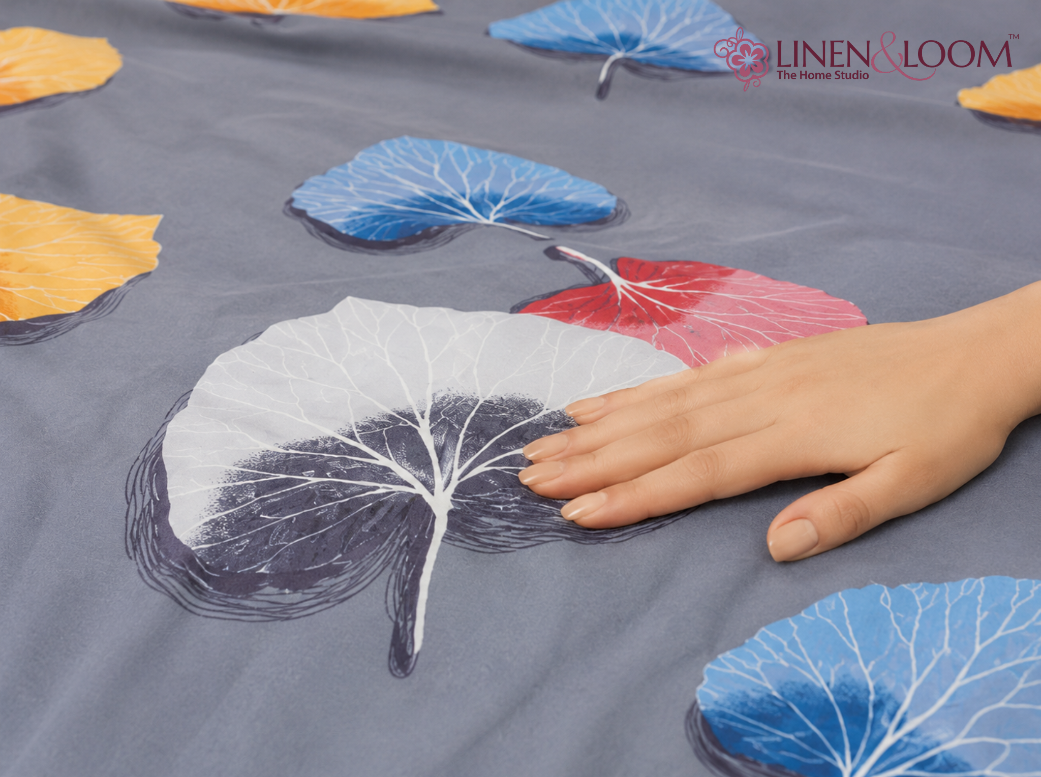 Leaf Symphony - Urban Bloom Poly-Cotton Queen Size Bedsheet Set (90x100 Inches) with 2 Matching Pillow Covers - Wrinkle-Free Comfort