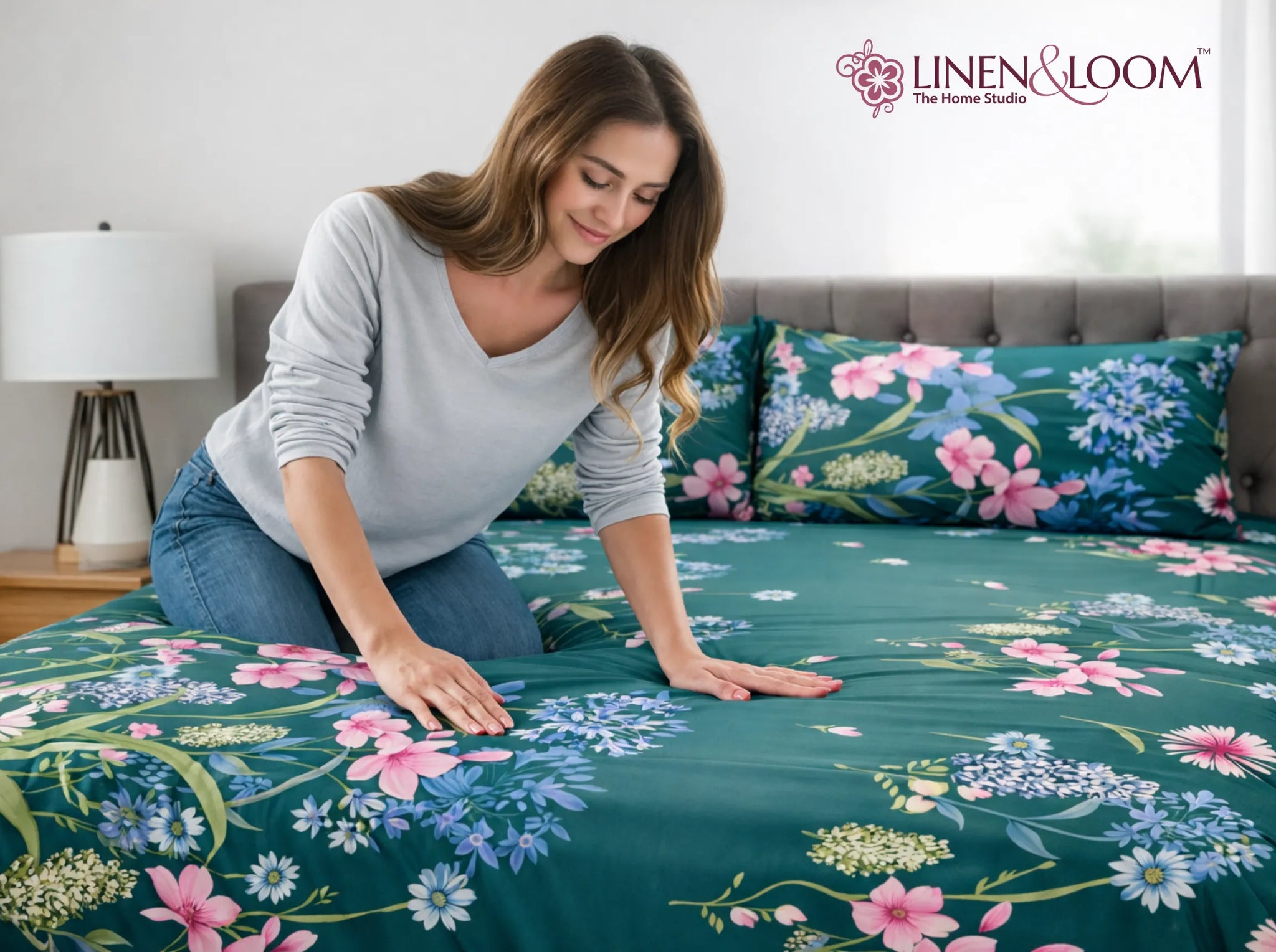 Midnight Meadow - Linen & Loom Pure Comfort Series 360° Elastic Fitted Bedsheet | Soft and Comfortable Bed Linen Set for a Cozy Bedroom | 200 TC | King Size 72x78 inches + 9 inches